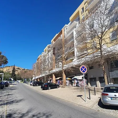 Dionisio Apartment